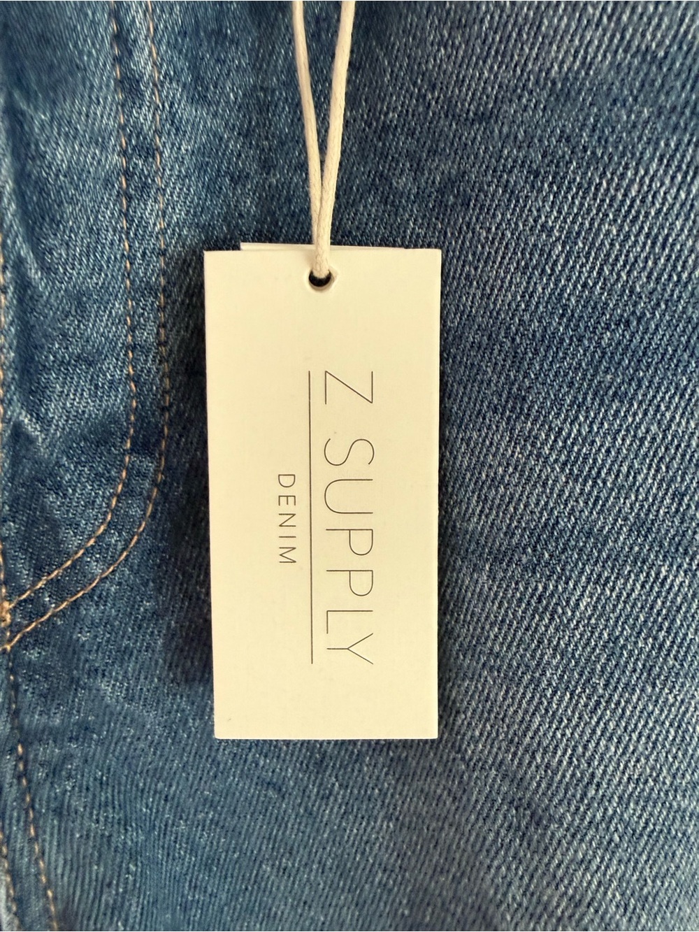 Z Supply Denim Shorts Size 28 Everyday Mid Length Relaxed Fit Midrise Raw Hem - Picture 2 of 7
